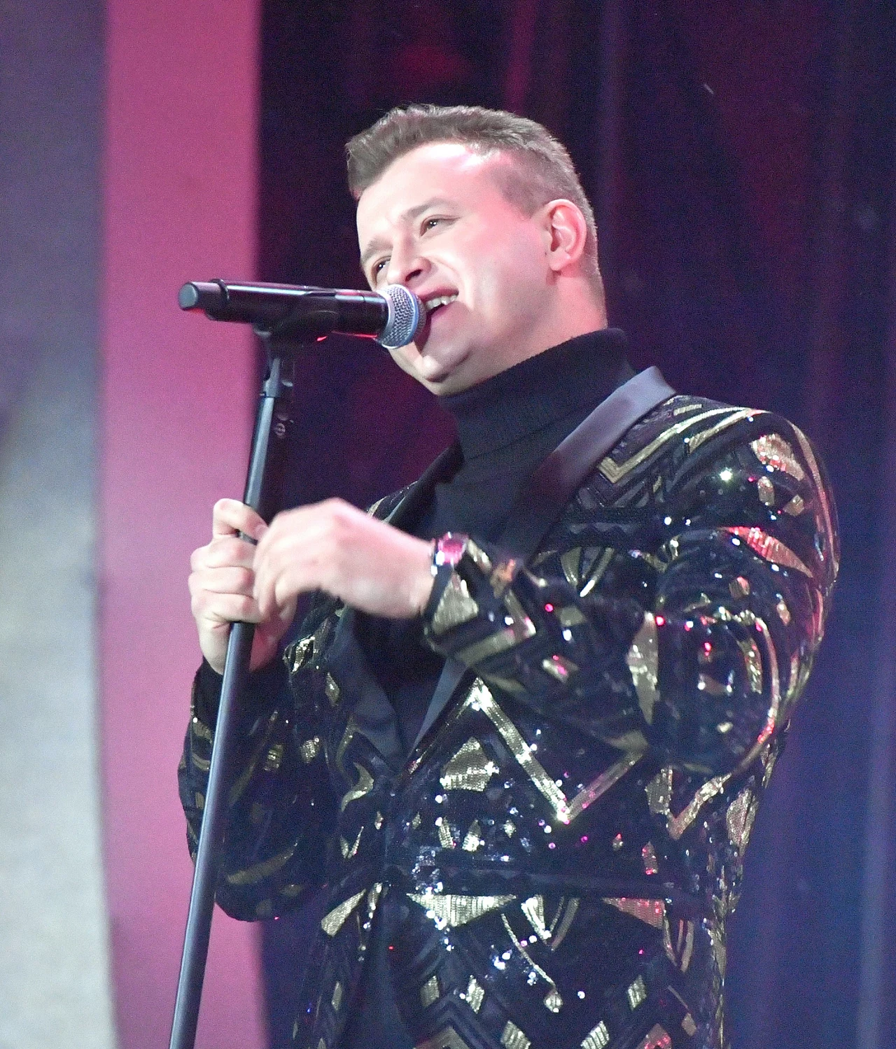 Dawid Narożny poświęcił się karierze solowej Dawid Narożny poświęcił się karierze solowej