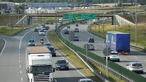 Co piąte zdarzenie na autostradzie to efekt zbyt małych odstępów między pojazdami