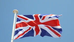 Brytyjski rząd czasowo obniży VAT dla sektora hotelarsko-turystycznego