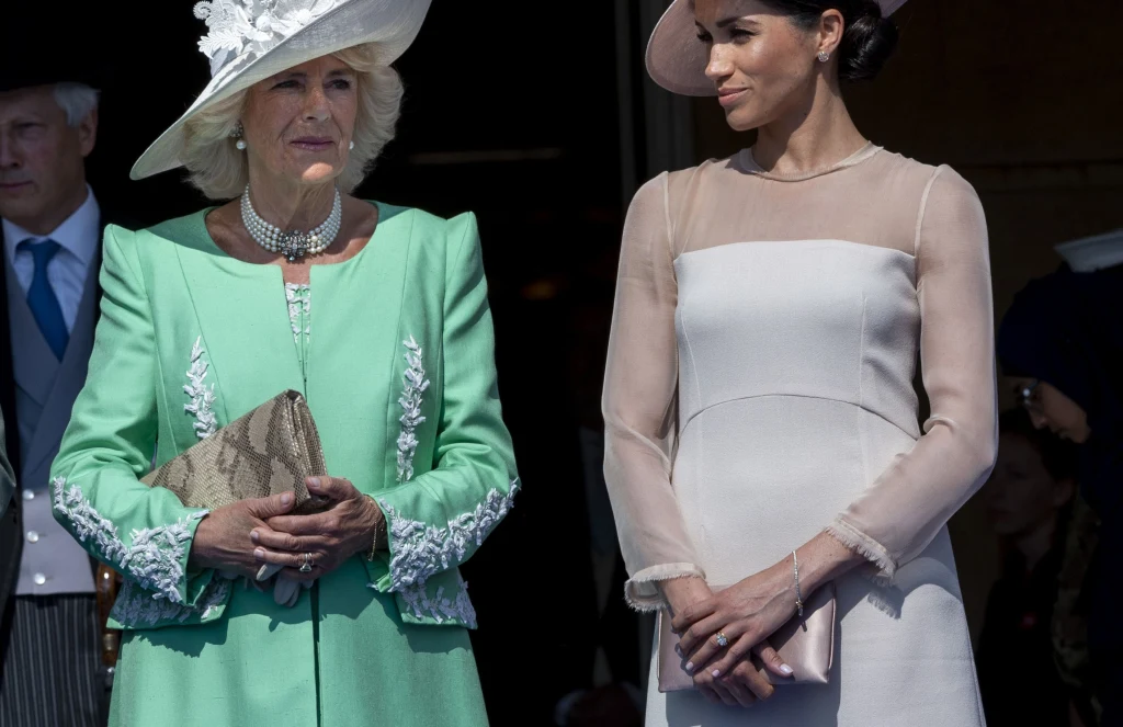 Księżna Camilla i Meghan Markle 