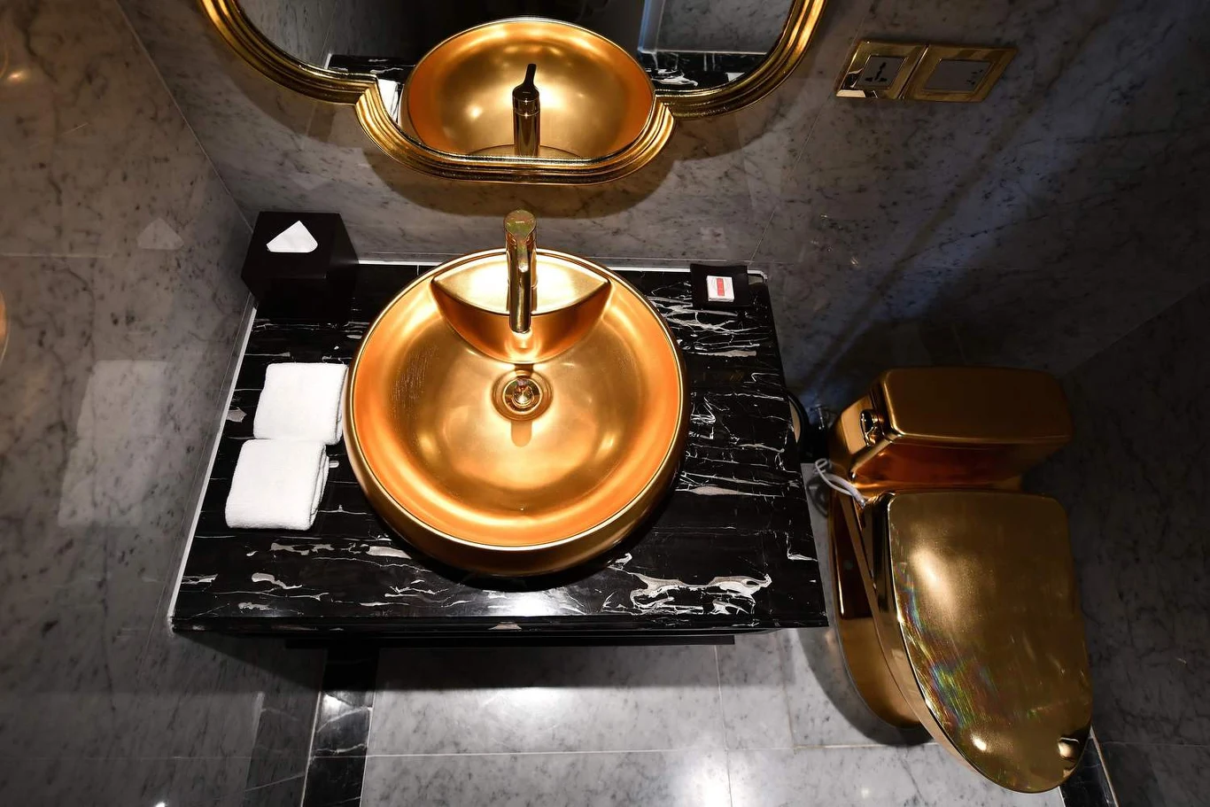Za noc w nowo otwartym hotelu Dolce Hanoi Golden Lake, trzeba zapłacić nawet i tysiąc dolarów USA. 