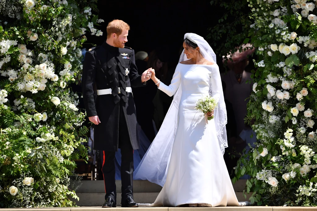 Arthur Edwards księcia Harry'ego fotografował od dnia jego narodzin. Dlatego w wywiadzie dla "The Sun" nie krył swojego rozczarowania postawą księcia Sussex. „Niestety przez ostatnie kilka lat stał się całkowicie obcy. Nie rozmawiał ze mną przez rok, a fotografuję go od urodzenia"- powiedział Edwards. Zdaniem 79- letniego londyńczyka książę stronił także od mediów, unikał wywiadów, odwoływał spotkania z dziennikarzami. I to nie był przypadek, ujawnia fotograf. Arthur Edwards księcia Harry'ego fotografował od dnia jego narodzin. Dlatego w wywiadzie dla "The Sun" nie krył swojego rozczarowania postawą księcia Sussex. „Niestety przez ostatnie kilka lat stał się całkowicie obcy. Nie rozmawiał ze mną przez rok, a fotografuję go od urodzenia"- powiedział Edwards. Zdaniem 79- letniego londyńczyka książę stronił także od mediów, unikał wywiadów, odwoływał spotkania z dziennikarzami. I to nie był przypadek, ujawnia fotograf.