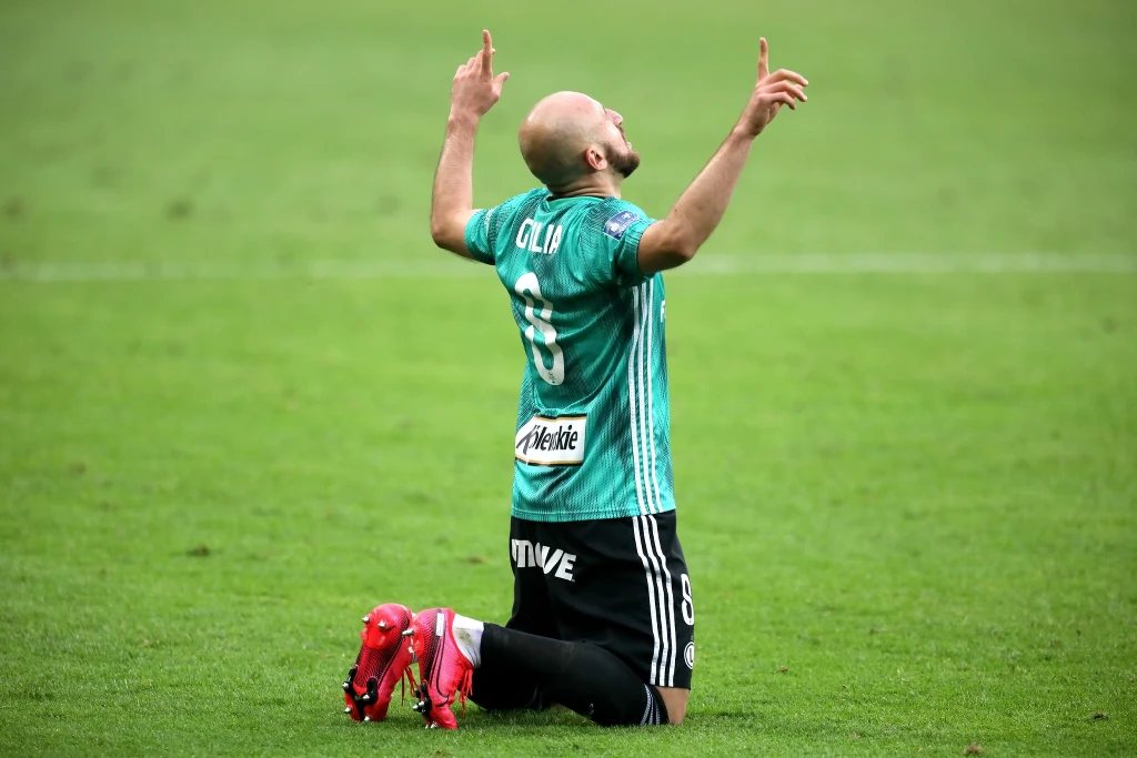 Piłkarz Legii Warszawa - Walerian Gwillia