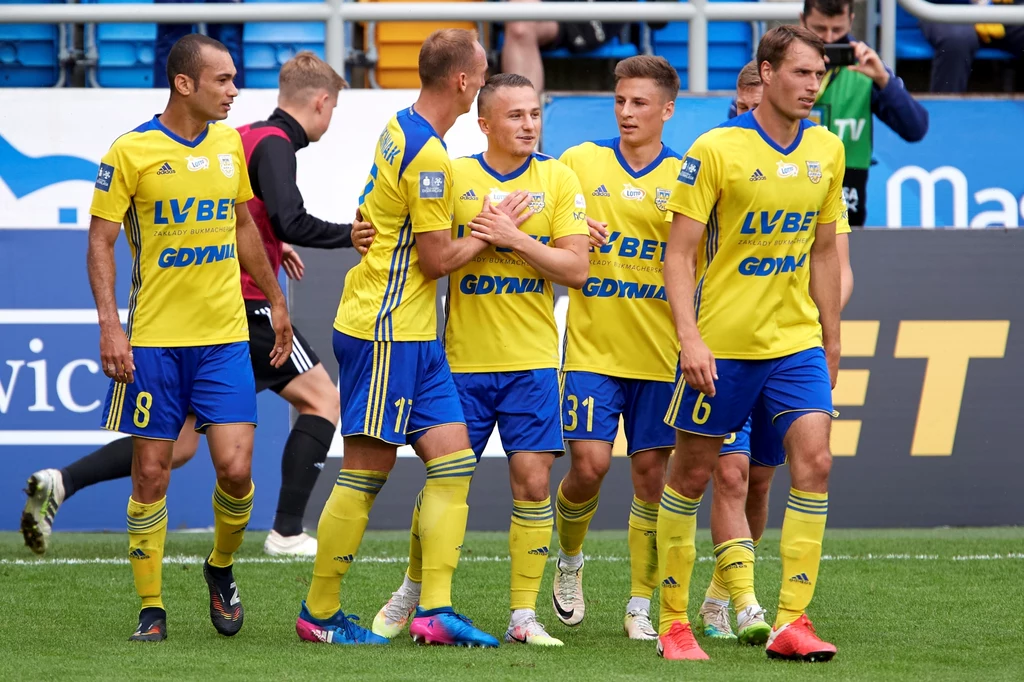 Radość piłkarzy Arki Gdynia Radość piłkarzy Arki Gdynia