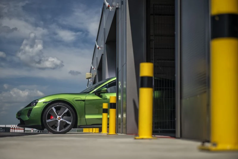 Porsche Experience - galeria z Silesian Ring