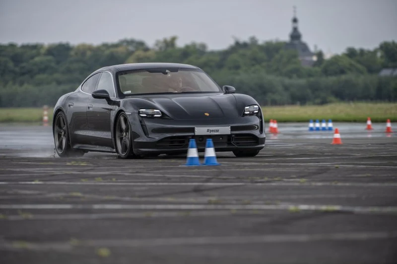 Porsche Experience - galeria z Silesian Ring