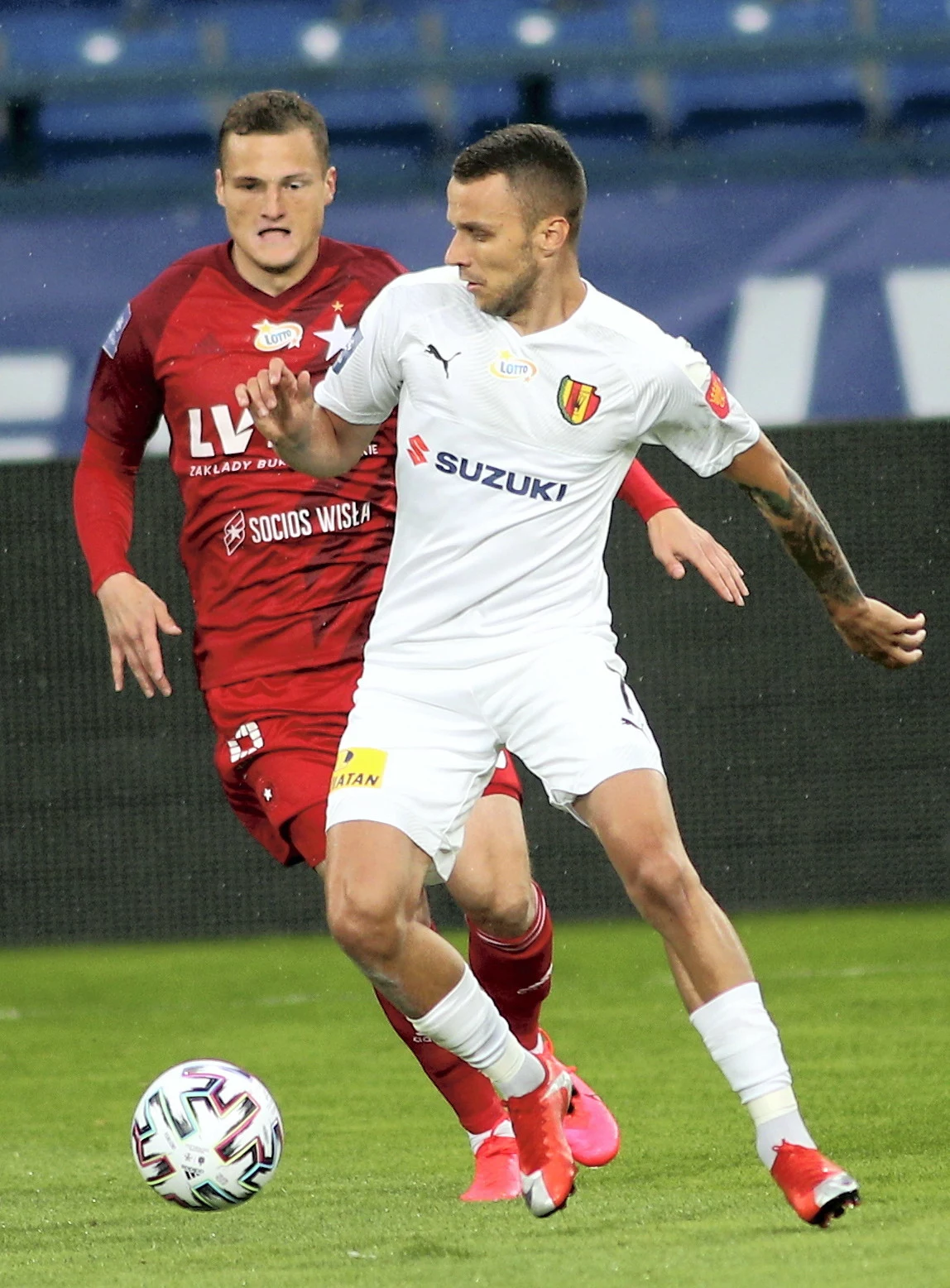 Marcin Cebula (z prawej) z Korony Kielce Marcin Cebula (z prawej) z Korony Kielce