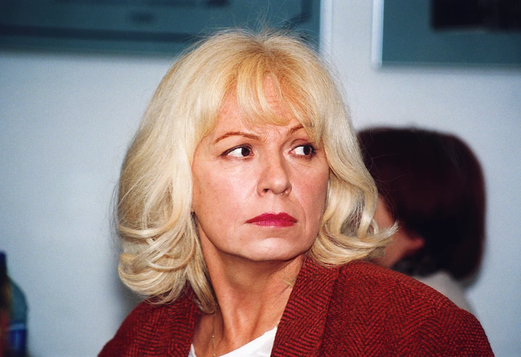 Irena Karel zadebiutowała rolą w "Pingwinie". Pojawiła się również w "Stawce większej niż życie" i "Panu Wołodyjowskim". Twórcy pokochali jej subtelną urodę. Nie pozostawali też obojętni na inne atuty aktorki. Miała idealną figurę i nie bała się odważnych scen. Irena Karel zadebiutowała rolą w "Pingwinie". Pojawiła się również w "Stawce większej niż życie" i "Panu Wołodyjowskim". Twórcy pokochali jej subtelną urodę. Nie pozostawali też obojętni na inne atuty aktorki. Miała idealną figurę i nie bała się odważnych scen.