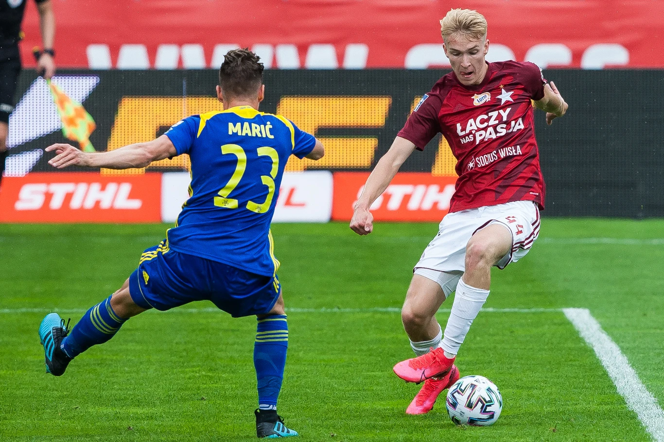 Aleksander Buksa (przy piłce) i Luka Marić Aleksander Buksa (przy piłce) i Luka Marić