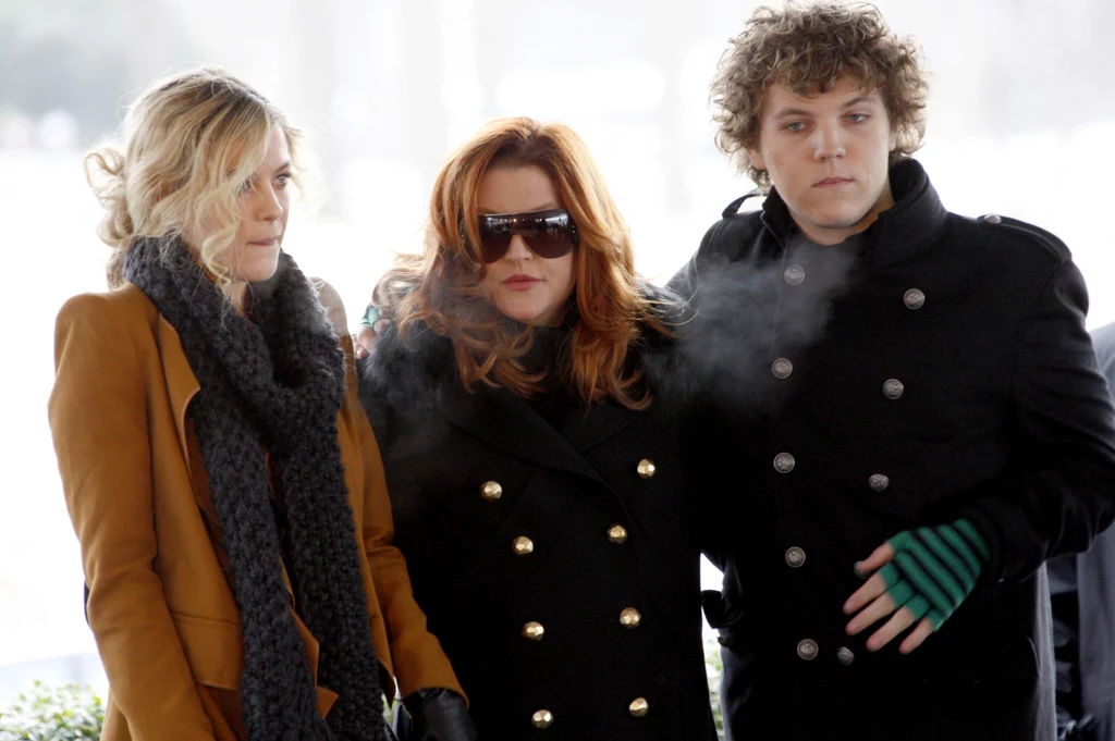 Riley Keough, Lisa Marie Presley i Benjamin Keough w 2010 r.