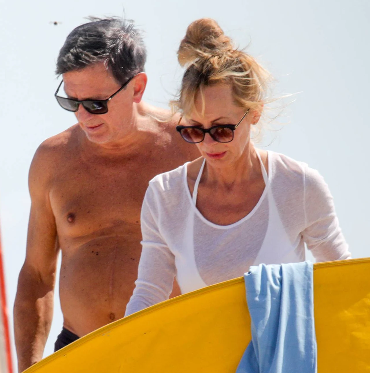 Jan Englert i Beata Ścibakówna nad morzem Jan Englert i Beata Ścibakówna nad morzem