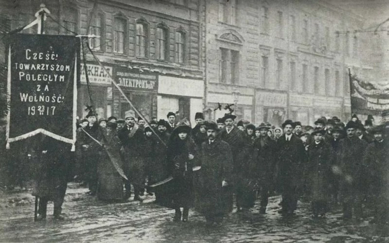 Polscy bolszewicy w rocznicę rewolucji październikowej