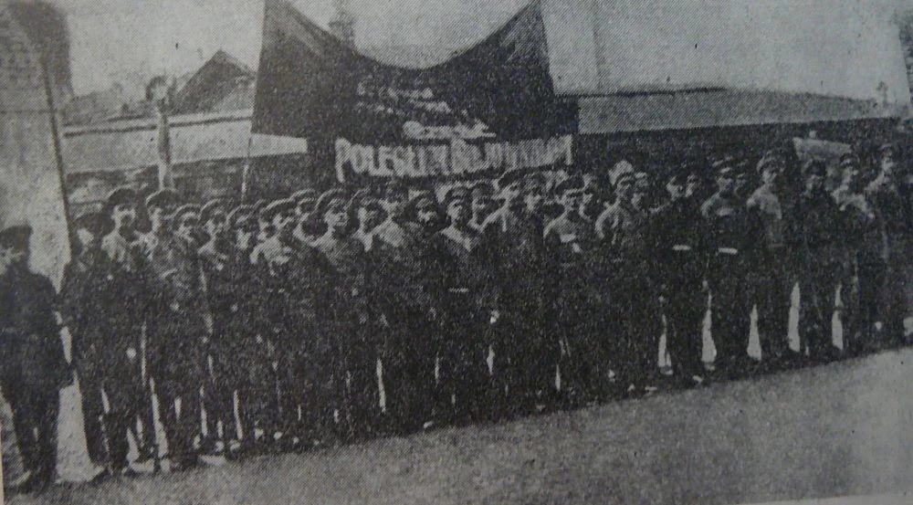 Żołnierze jednego z polskich pułków walczących po stronie bolszewików