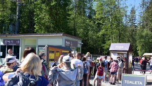 Tłumy w Tatrach; zdj. ilustracyjne