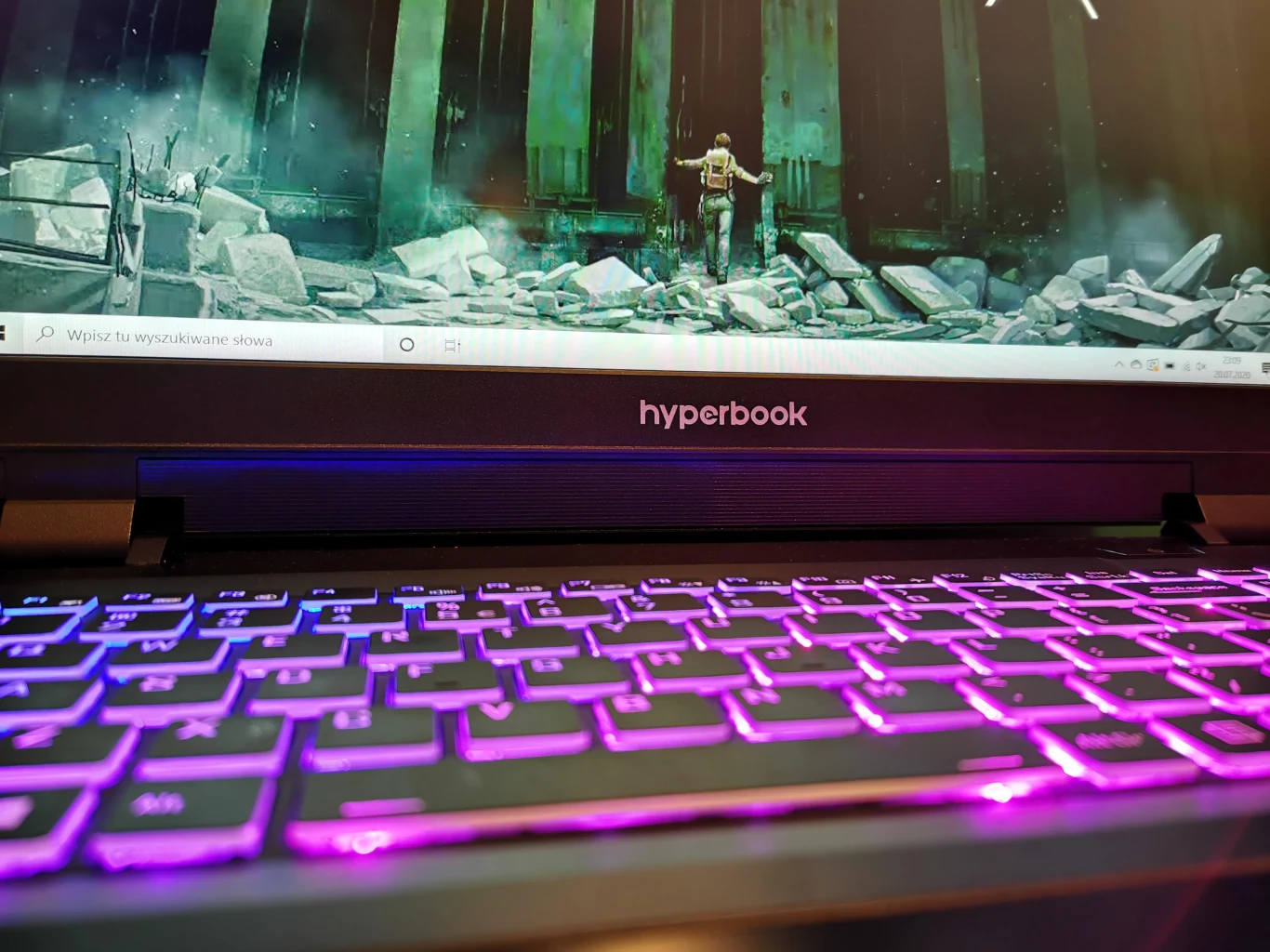 Hyperbook SL504 