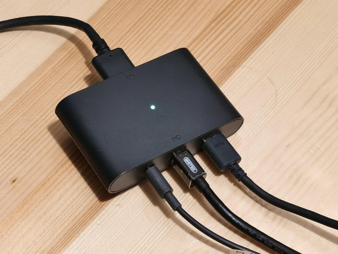 HTC Vive Cosmos - Linkbox HTC Vive Cosmos - Linkbox
