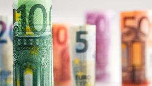 Euro kosztuje około 4,27 zł