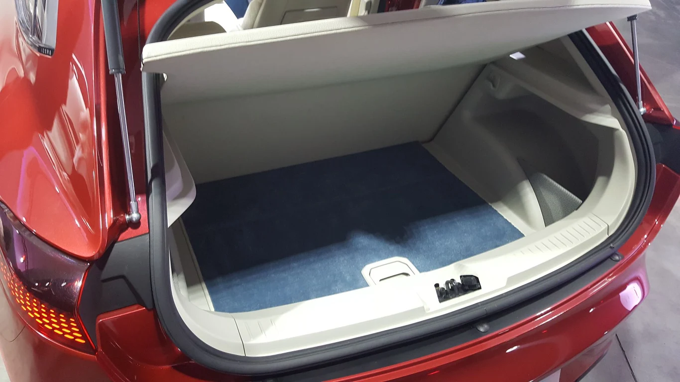 Izera. Zdjęcia z prezentacji 