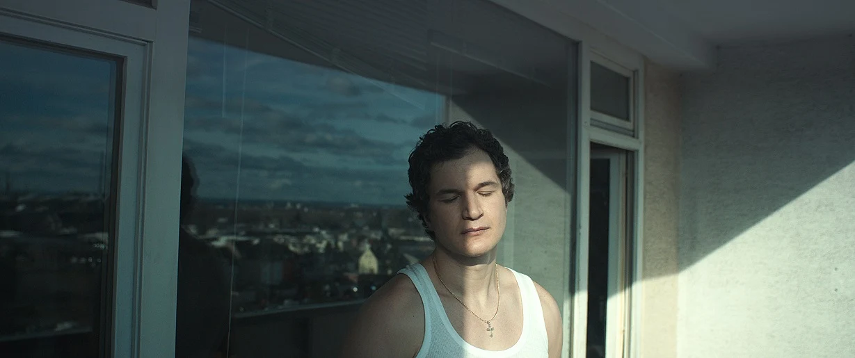 Produkowany przez Lava Films "Śniegu już nigdy nie będzie" to film znany wcześniej pod tytułami "Masażysta" oraz "Wonder Żenia". Produkowany przez Lava Films "Śniegu już nigdy nie będzie" to film znany wcześniej pod tytułami "Masażysta" oraz "Wonder Żenia".