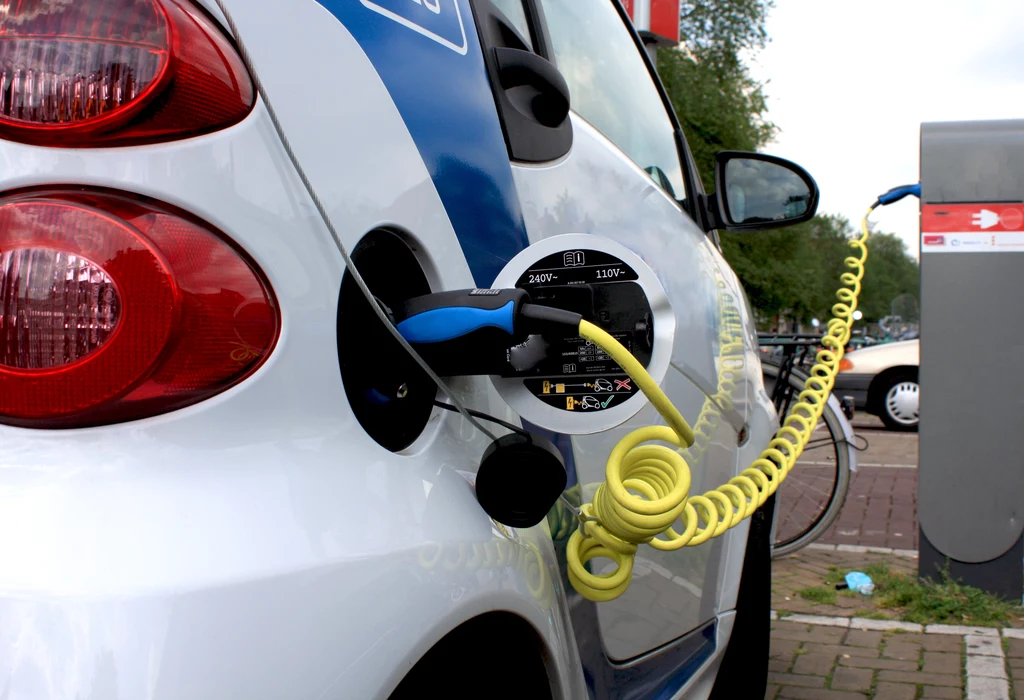 Dofinansowanie na zakup auta elektrycznego można otrzymać do 2025 r., lub wyczerpania środków