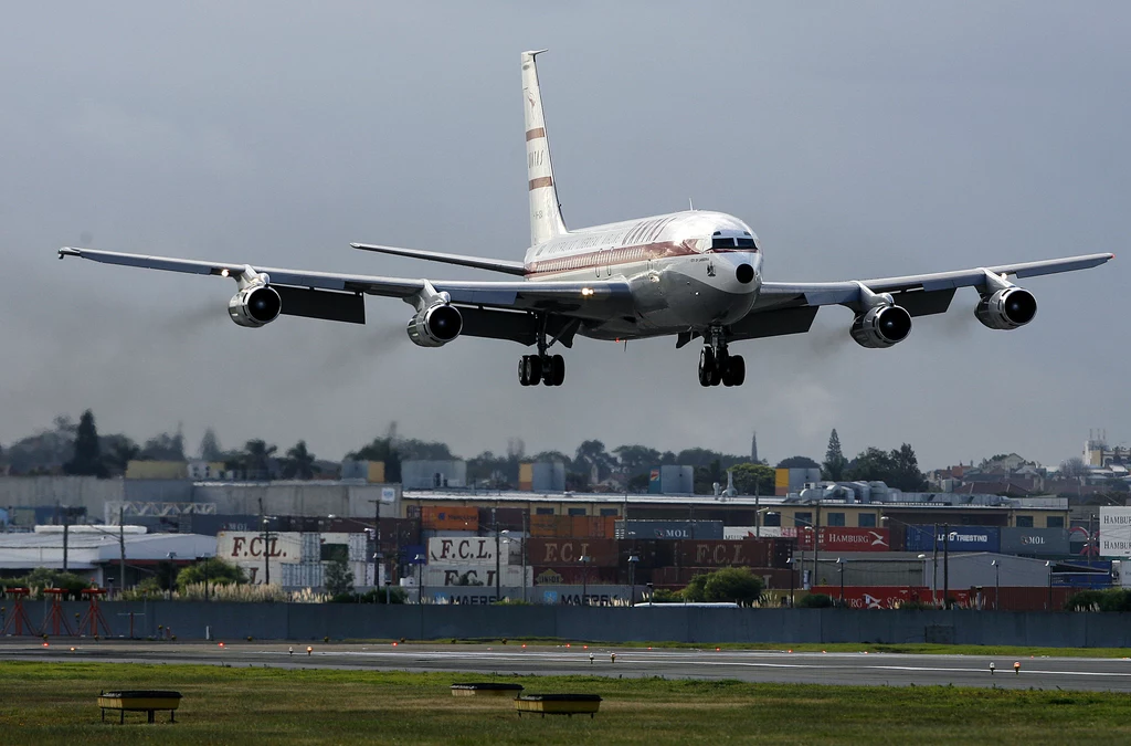 Boeing 707