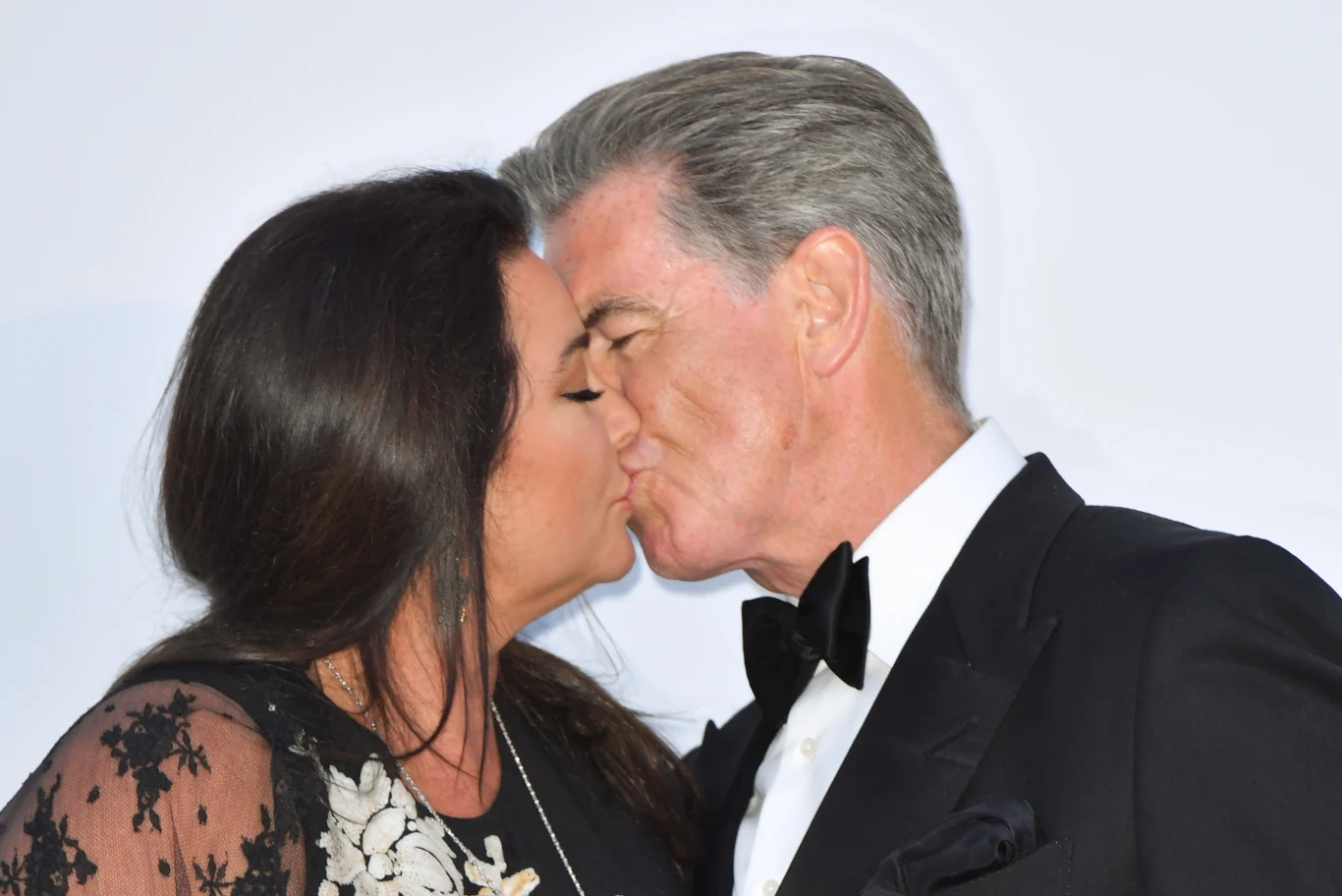 Keely Shaye Smith i Pierce Brosnan