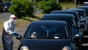 Ruda Śląska. Pobieranie wymazów od górników. 