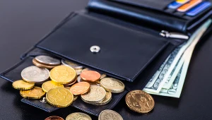 Urlopowicze muszą uważać na bezpieczeństwo swoich finansów i danych...