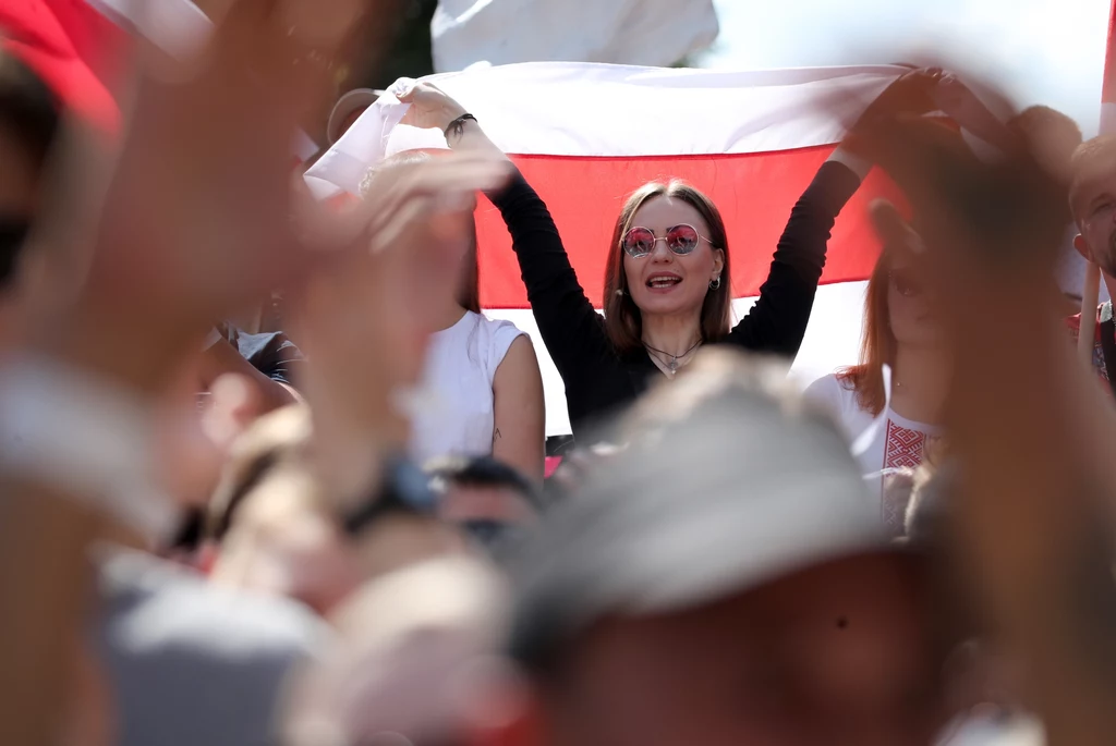 Na czwartek zaplanowano kolejny wiec Cichanouskiej w stolicy. Poprzedni, jak podliczyli aktywiści, zgromadził ponad 60 tys. ludzi. (PAP) Na czwartek zaplanowano kolejny wiec Cichanouskiej w stolicy. Poprzedni, jak podliczyli aktywiści, zgromadził ponad 60 tys. ludzi. (PAP)