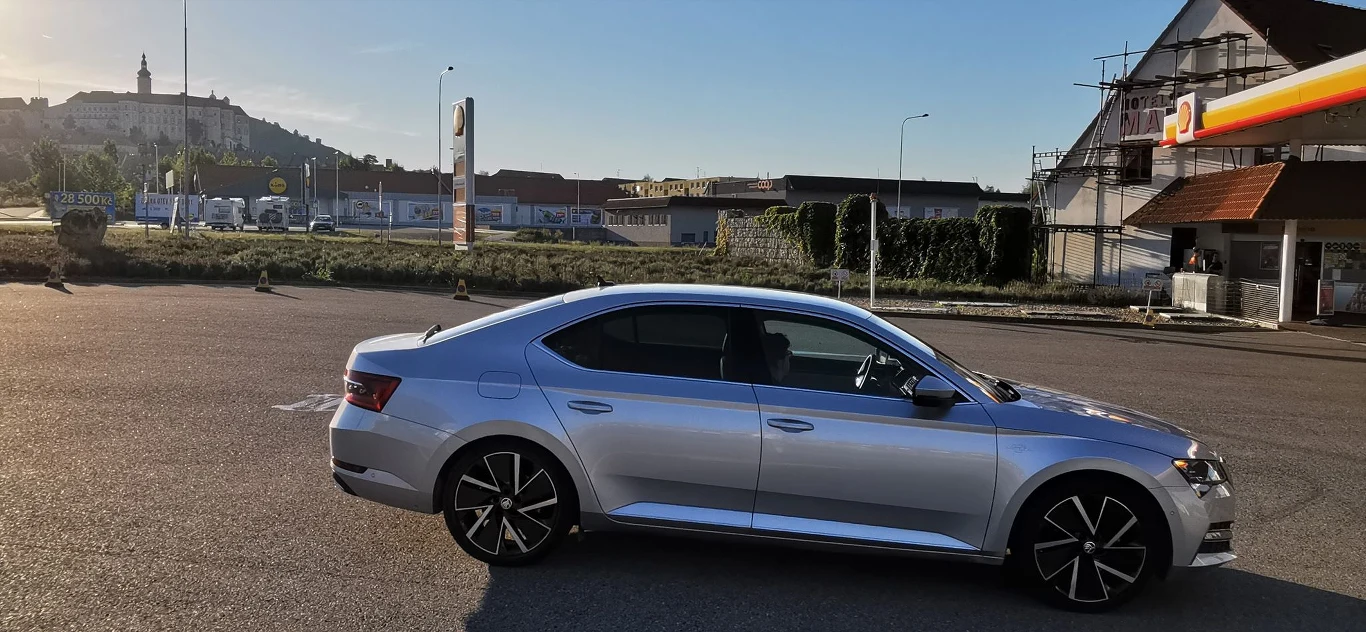 Skoda Superb iV L&K