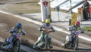 Żużel. Falubaz ma problem z juniorami. Zmarnowali czas i mogą ciągnąć drużynę w dół