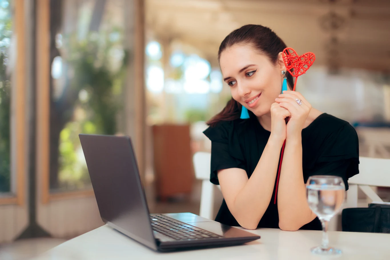 Drugiej połówki szuka w sieci 26% Polaków we wszystkich grupach wiekowych Drugiej połówki szuka w sieci 26% Polaków we wszystkich grupach wiekowych