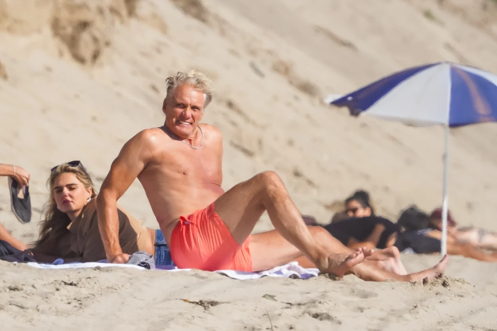 Prywatnie jest kobieciarzem - był związany m.in. z piosenkarką Grace Jones, z którą regularnie uprawiał seks grupowy, następnie Janice Dickinson czy z projektantką biżuterii i stylistką Anette Qviberg, z którą ma dwie córki – Idę Sigrid i Gretę Eveline.  Prywatnie jest kobieciarzem - był związany m.in. z piosenkarką Grace Jones, z którą regularnie uprawiał seks grupowy, następnie Janice Dickinson czy z projektantką biżuterii i stylistką Anette Qviberg, z którą ma dwie córki – Idę Sigrid i Gretę Eveline.