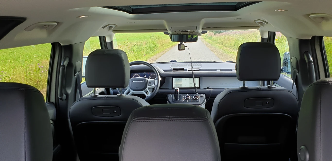 Land Rover Defender 2020 