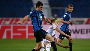 Marten de Roon z Atalanty kontra Rodrigo Palacio z Bologny