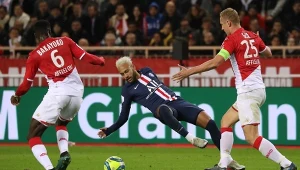 Tiemoue Bakayoko w ostatnim sezonie był kolegą Kamila Glika w Monaco