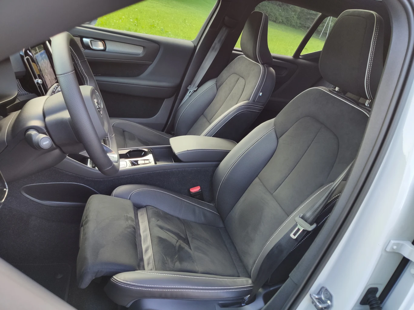 Volvo XC40 Recharge T5