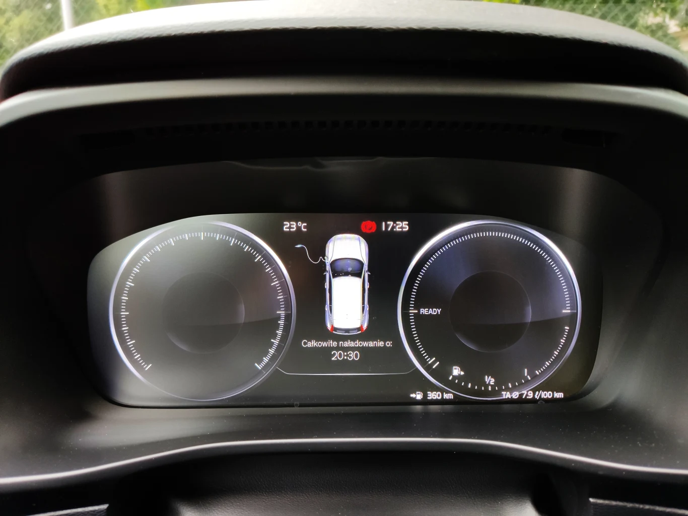 Volvo XC40 Recharge T5