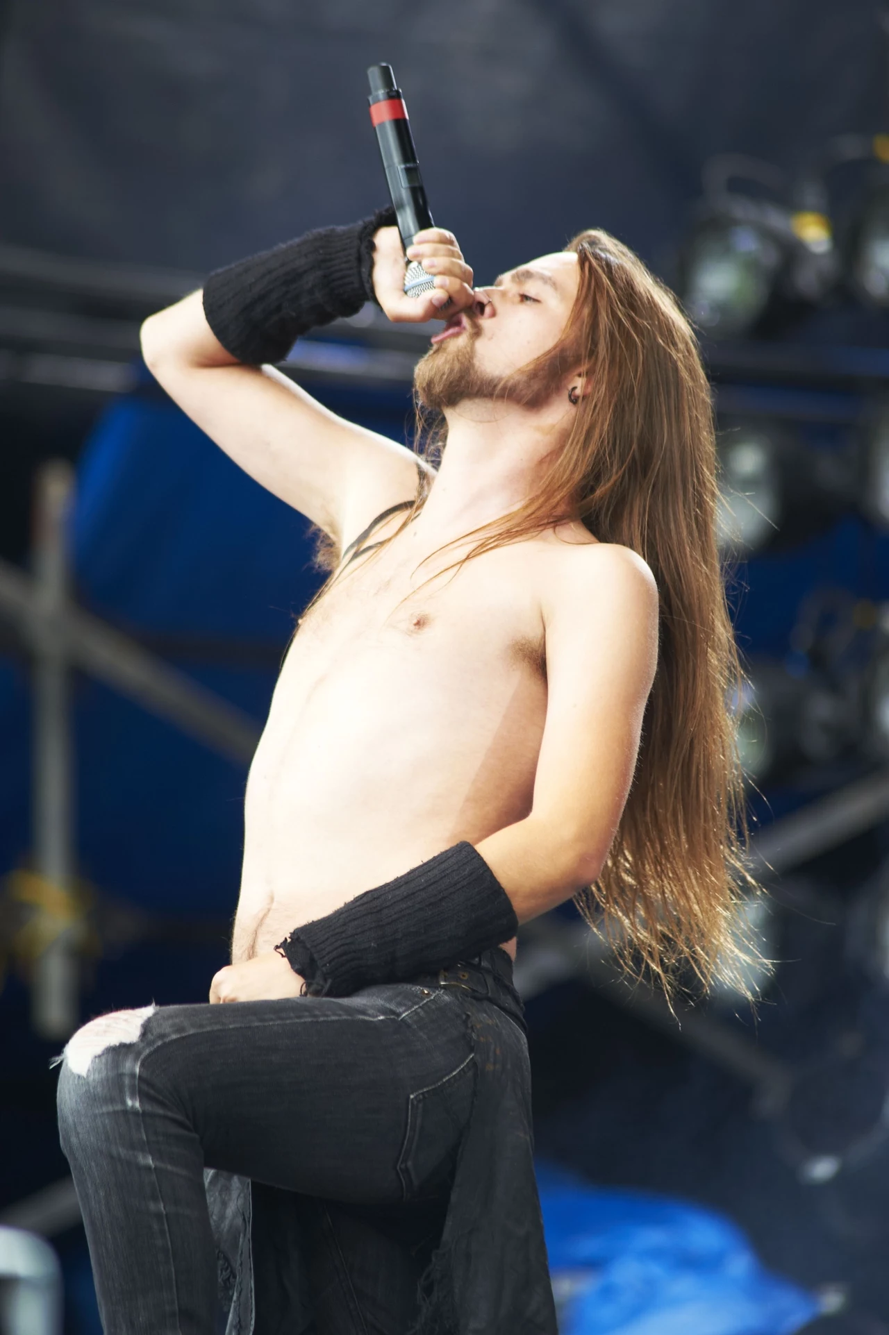 Mathias "Vreth" Lillmåns (Finntroll) w akcji Mathias "Vreth" Lillmåns (Finntroll) w akcji