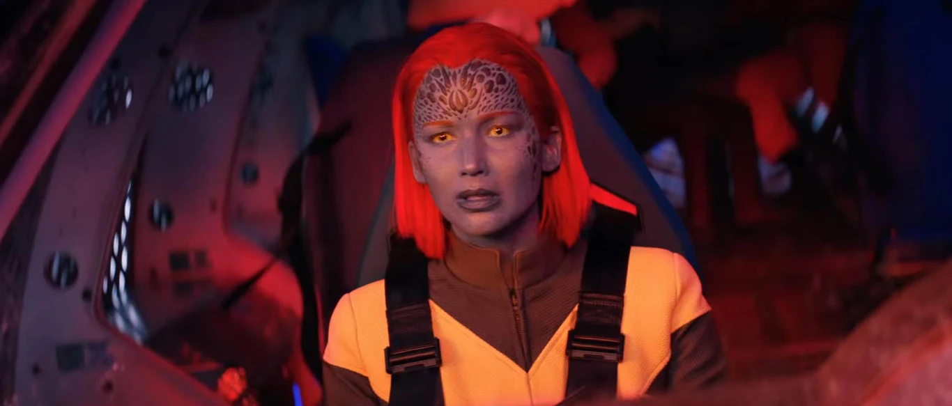 W 2019 roku gwiazda ponownie wcieliła się w Mystique w "X-Men: Mrocznej Phoenix". Film zebrał jednoznaczne negatywne recenzje. Krytycy pisali, że Lawrence w każdej swojej scenie zdaje się patrzeć na zegarek - tak bardzo nie chce jej się grać w tej produkcji.