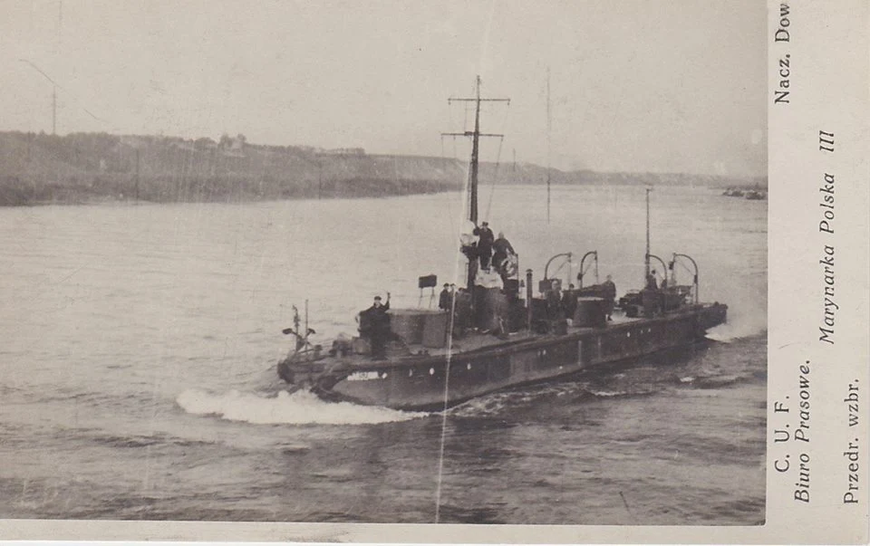 ORP "Warszawa" na Wiśle tuż po zakończeniu bitwy warszawskiej