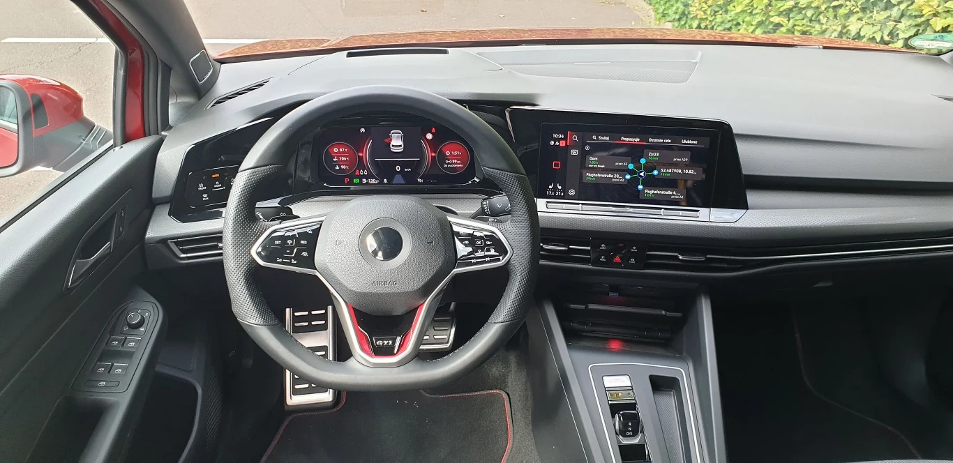 Volkswagen Golf GTI