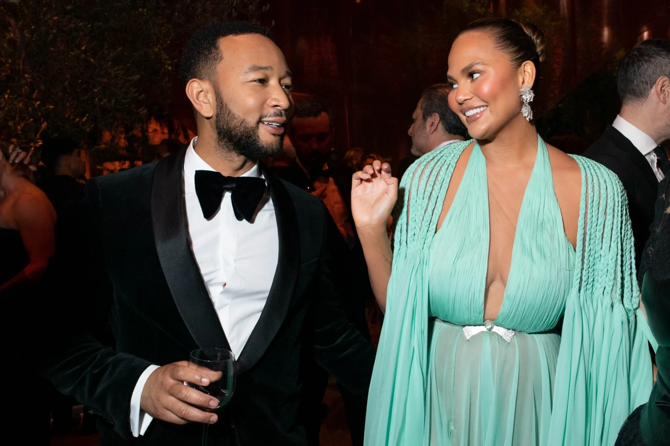 John Legend i Chrissy Teigen są małżeństwem od 2013 r. John Legend i Chrissy Teigen są małżeństwem od 2013 r.