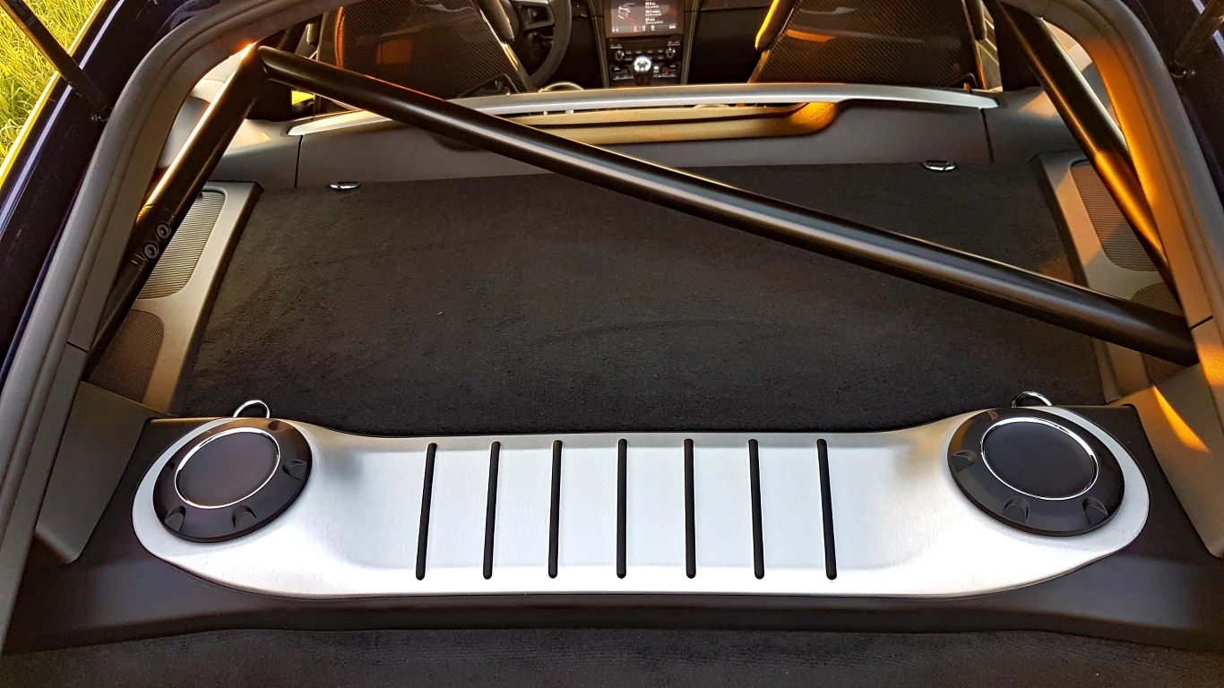 Porsche 718 Cayman GT4 Porsche 718 Cayman GT4