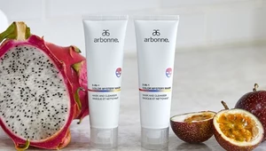 Arbonne: Maseczka zmieniająca kolor 2w1