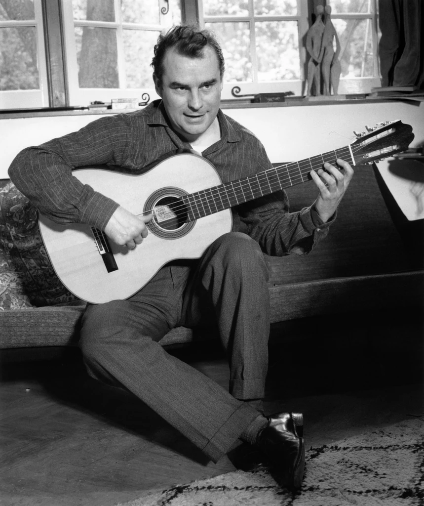 Julian Bream miał 87 lat