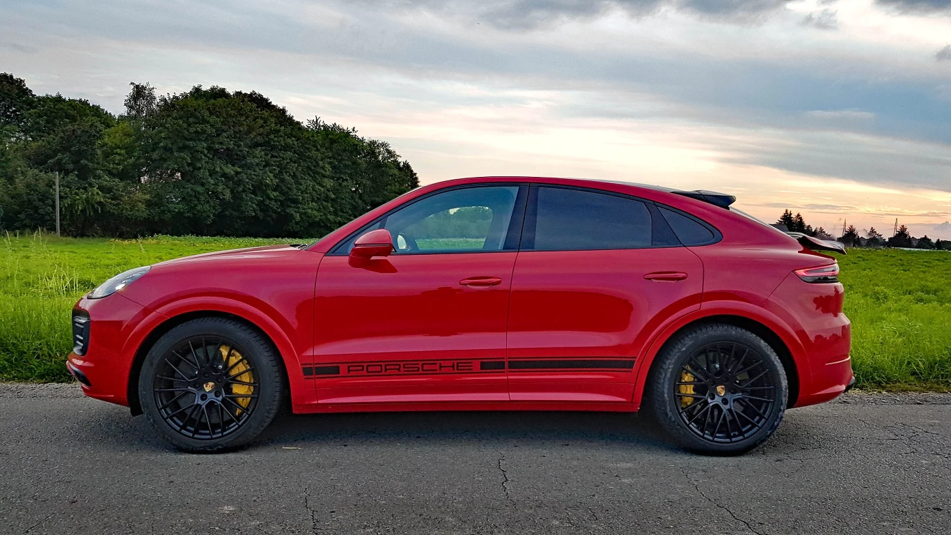 Porsche Cayenne GTS Coupe Porsche Cayenne GTS Coupe