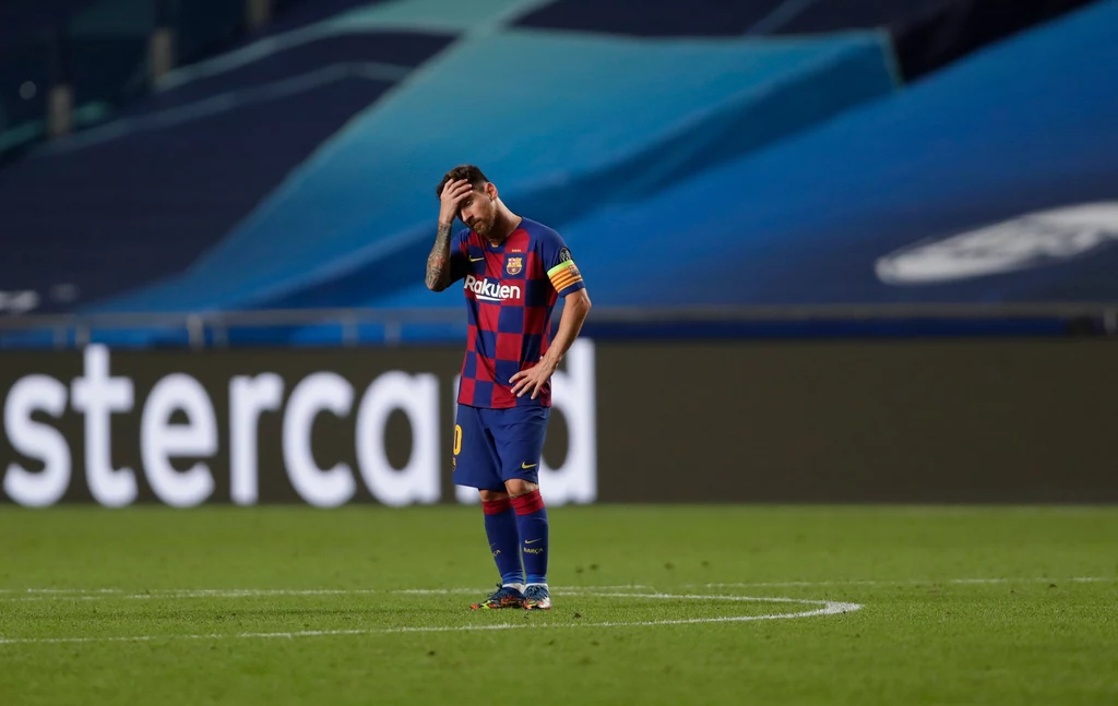Lionel Messi załamany po starciu z Bayernem Lionel Messi załamany po starciu z Bayernem