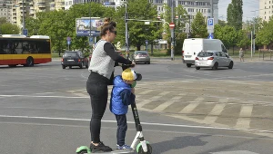 Nie masz karty - na e-hulajnogę nie wsiądziesz?
