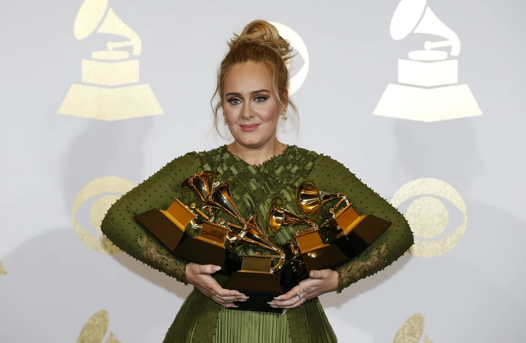 Adele podczas rozdania nagród Grammy w 2017 roku wyglądała zupełnie inaczej